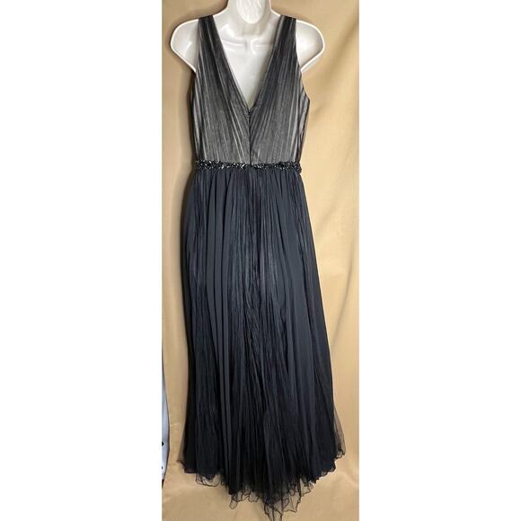 Badgley Mischka Black Pleated Embellished Waist Gown 4 - Picture 7 of 15